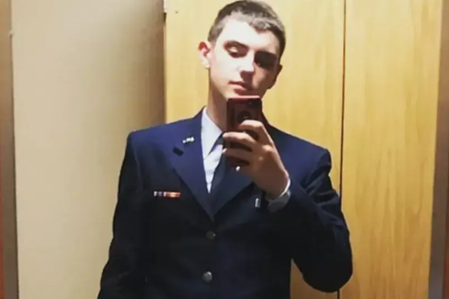 पेन्टागनका अति गोप्य दस्ताबेज ‘लिक’ गर्ने सन्दिग्ध पक्राउ, अदालतमा उपस्थित गराइँदै