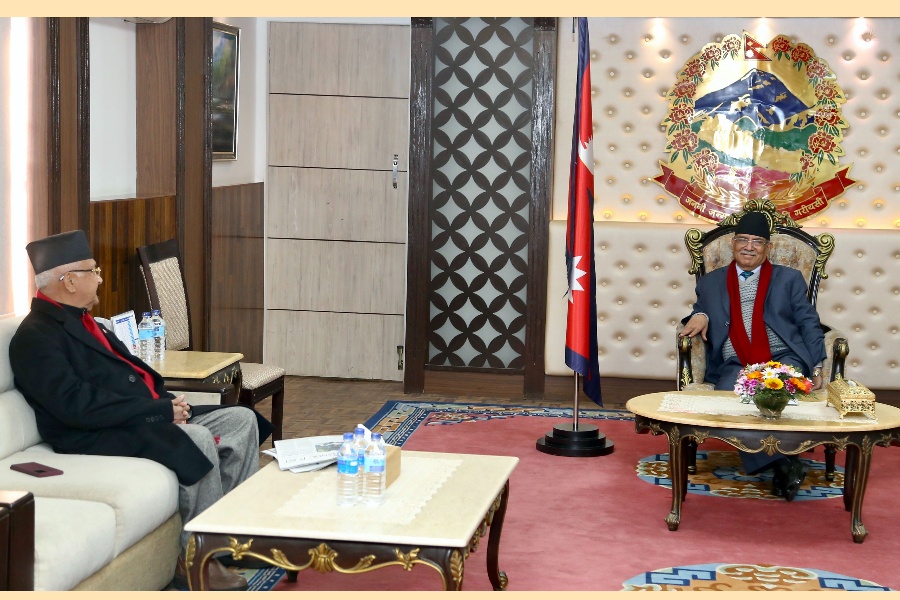 प्रधानमन्त्री दाहाल र एमाले अध्यक्ष ओलीबीच भेटवार्ता, मन्त्रिपरिषद् बिस्तारबारे छलफल