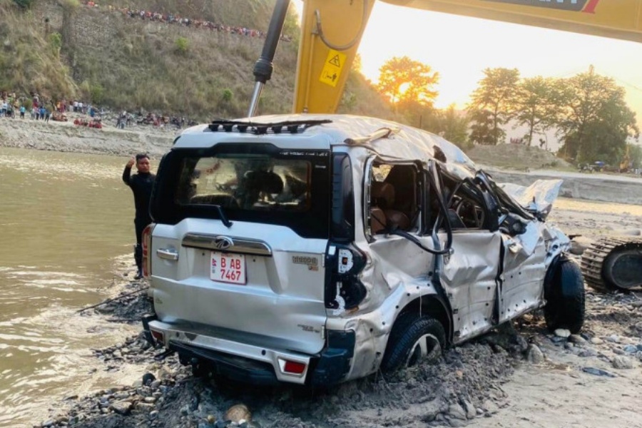 सुनकोशीमा खसेको जिपसहित सीटीईभीटीका २ कर्मचारीको शव भेटियो