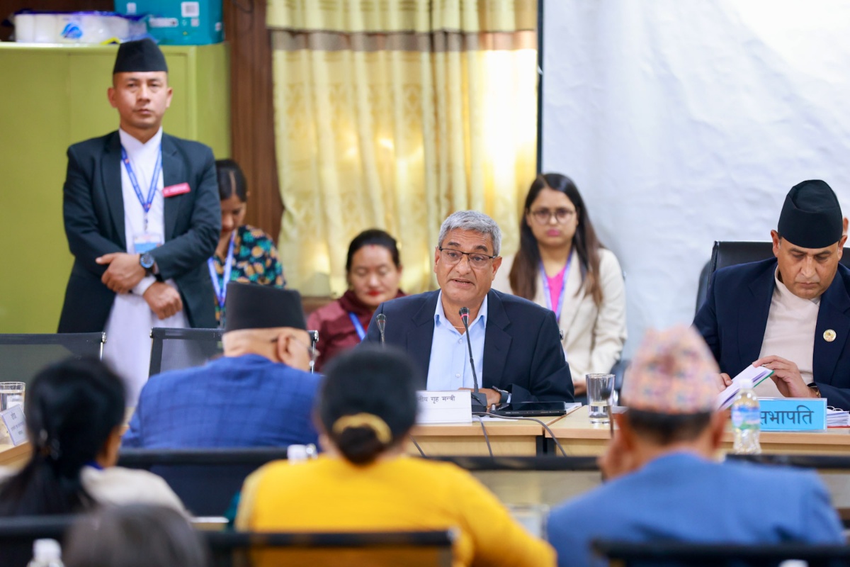 निजामती विधेयकमा ‘कुलिङ पिरियड’ २ वर्ष राख्नुपर्नेमा सांसदहरूको जोड