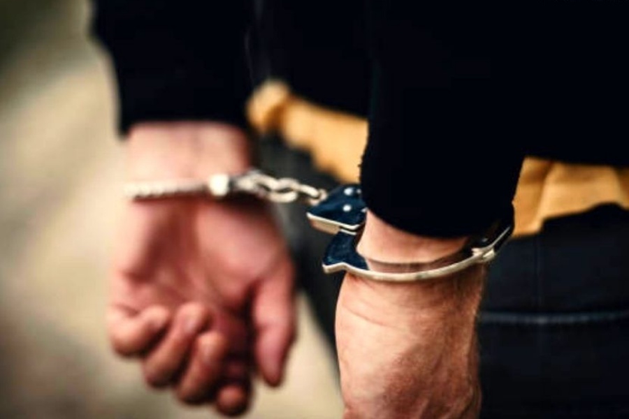 अख्तियारको कर्मचारी भन्दै ठग्ने पक्राउ