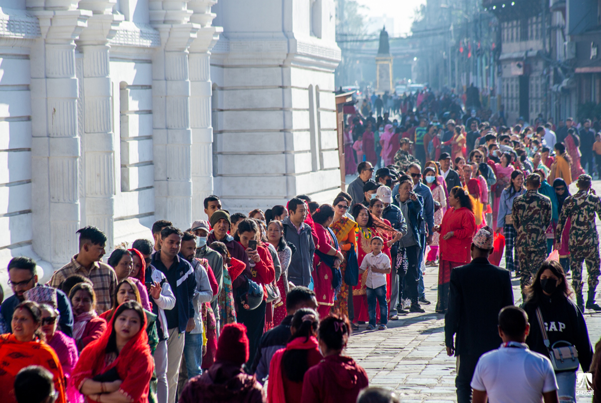 महानवमीमा मात्र खुल्ने तलेजु मन्दिरमा दर्शनार्थीको घुइँचो