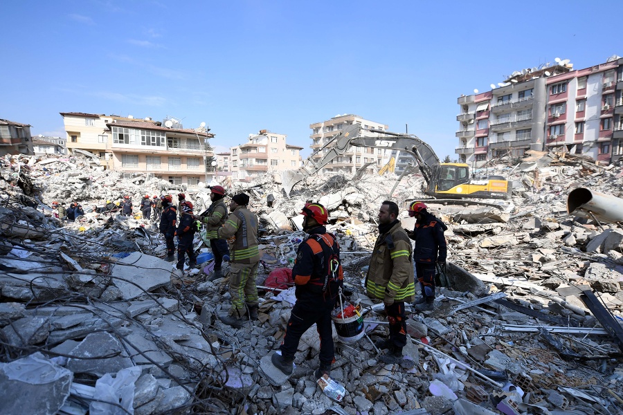 टर्की–सिरिया भूकम्प : १७५ घण्टापछि एक महिलाको जीवितै उद्धार