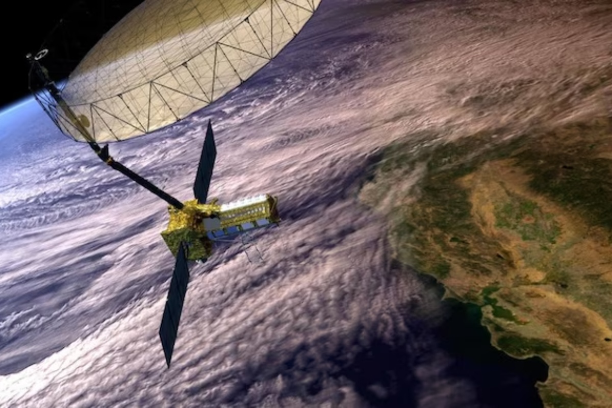 पृथ्वी–अवलोकन गर्न उपग्रह प्रक्षेपण गर्दै भारत र अमेरिका