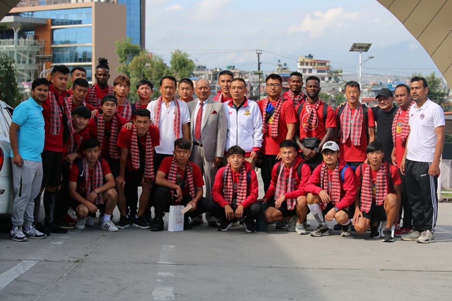 मछिन्द्रसँगको खेलका लागि काठमाडौँ आइपुग्यो पारो एफसीको टोली