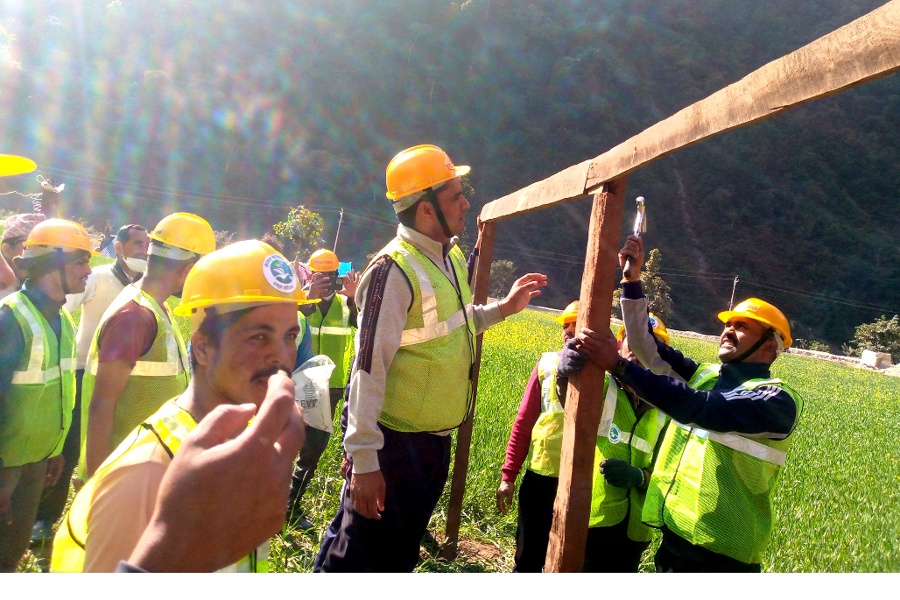 जाजरकोट भूकम्प: पीडित अझै खुला आकाशमुनि