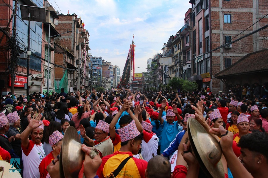 रातो मच्छिन्द्रनाथको रथ यात्रा शुरू