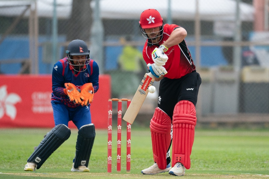 हङकङले नेपाललाई दियो २१३ रनको लक्ष्य, आकाशले लिए ३ विकेट