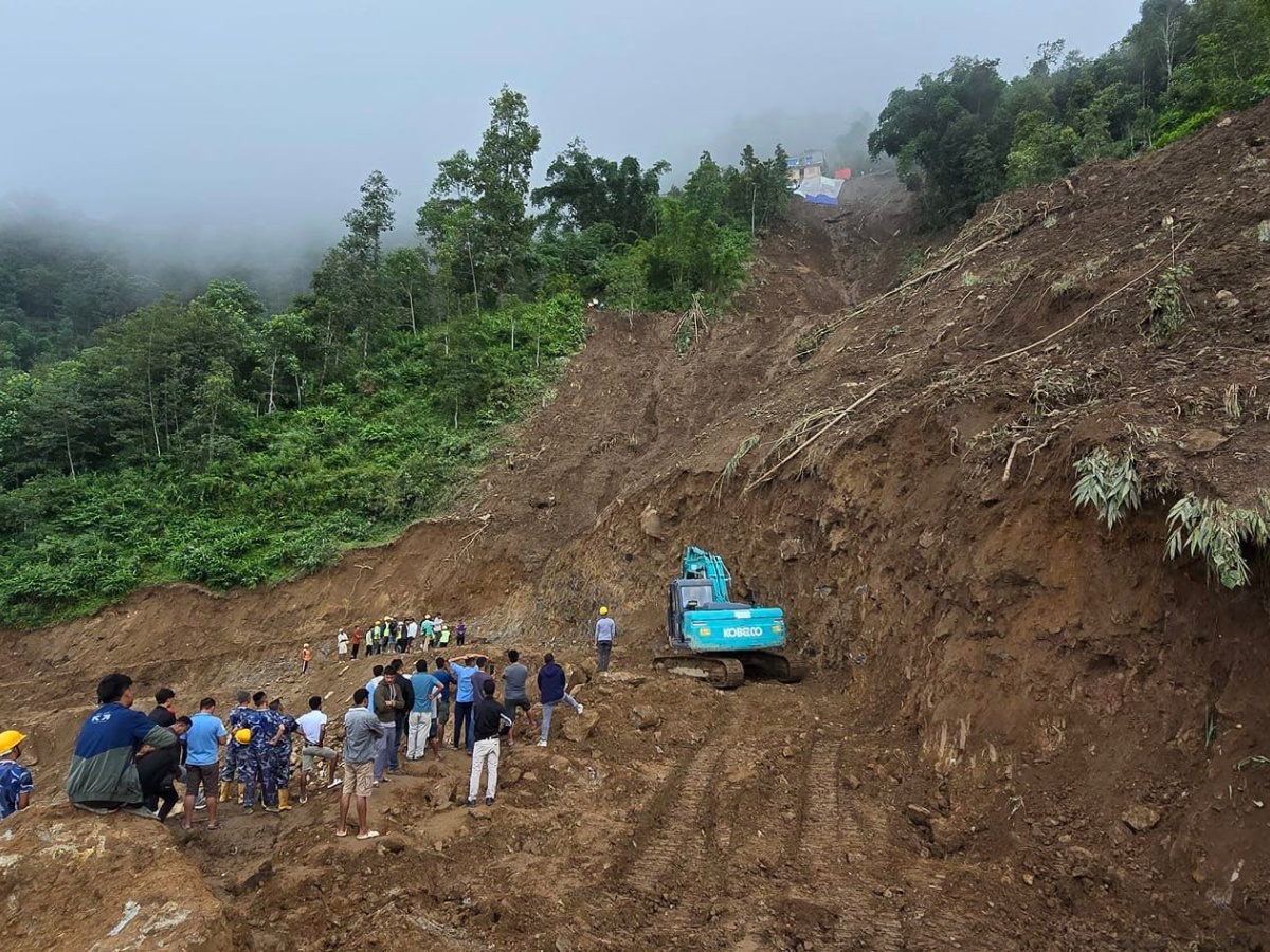 पहिरोले फिदिम आसपासका क्षेत्र जोखिमपूर्ण