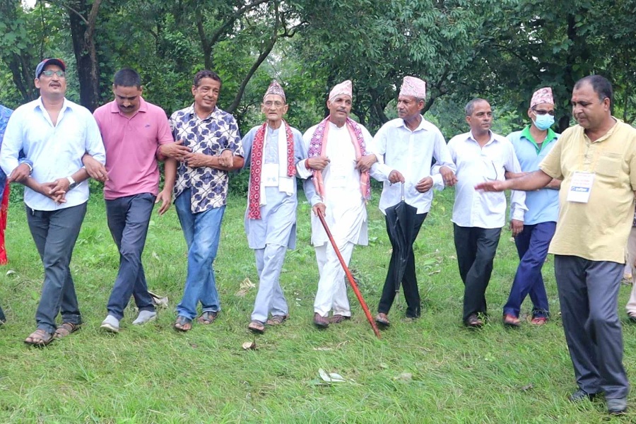 देउडामय शिवधाम, एकसाथ नाच्छन् ३ पुस्ता