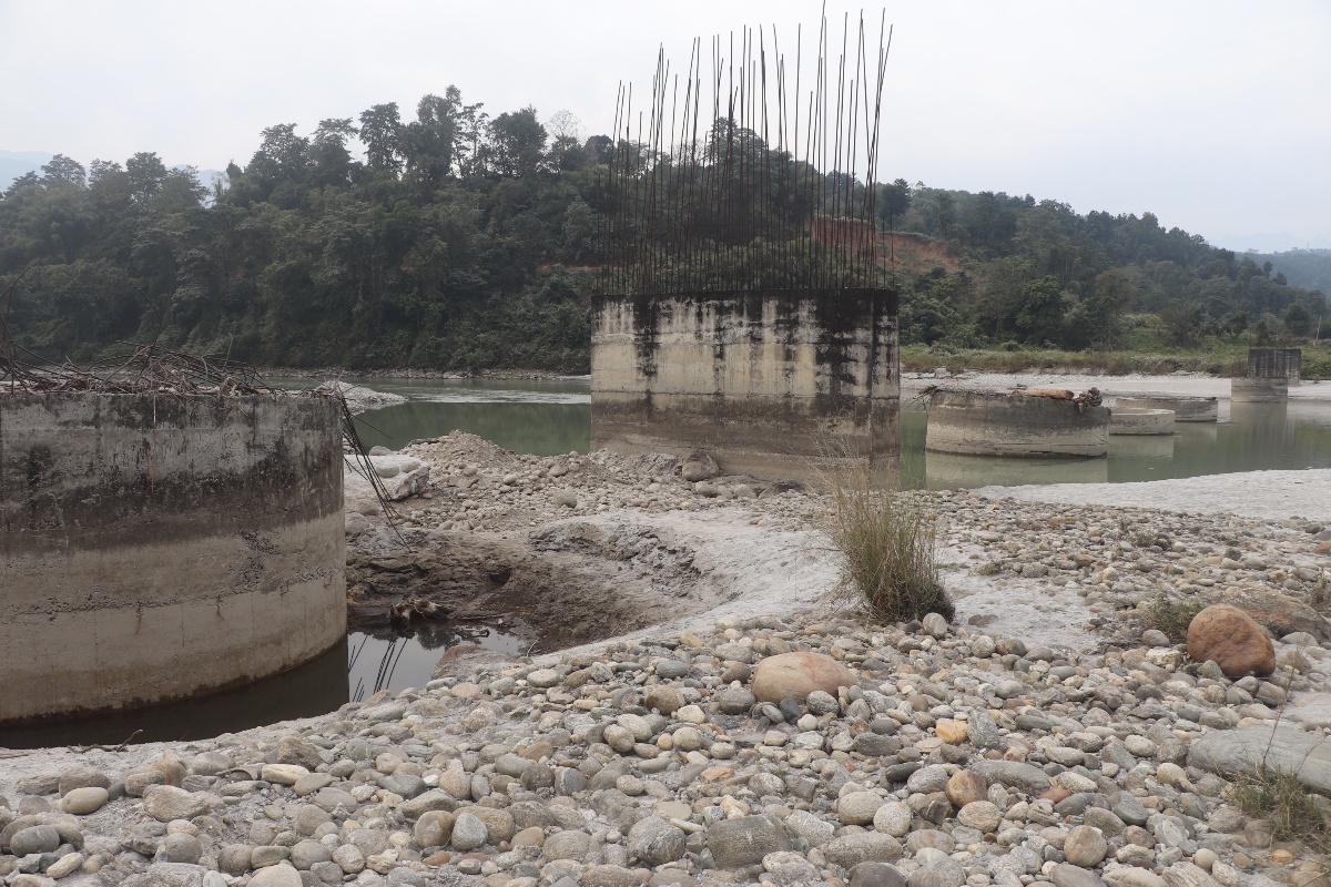 १४ वर्षमा पनि बनेन भोजपुर र संखुवासभा जोड्ने लम्सुवाघाट पुल