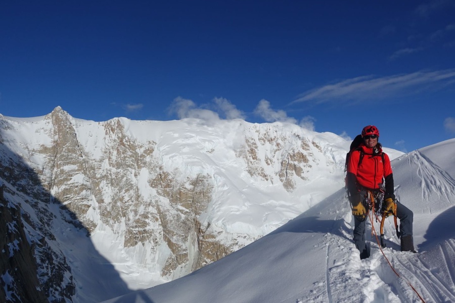 विश्वविख्यात स्की आरोही हिलारी नेल्सनको शव फेला 