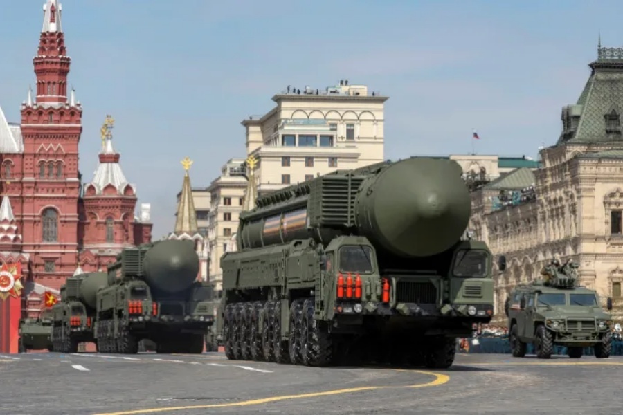 विश्वमा आणविक हतियारको भयः ‘सन्की शासक’लाई सनक नचढोस्