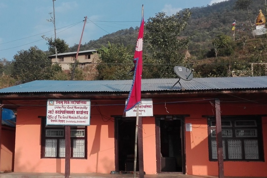 सोलुखुम्बुको लिखुपिकेमा दीर्घरोगीलाई निःशुल्क औषधि