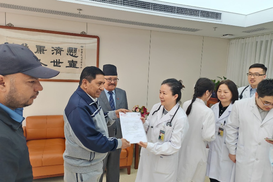 उपप्रधानमन्त्री श्रेष्ठ डिस्चार्ज, बुधबार स्वदेश फर्किने