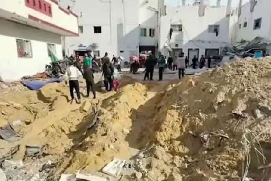 गाजाका अस्पतालमा इजरायली सेनाको लगातार आक्रमण