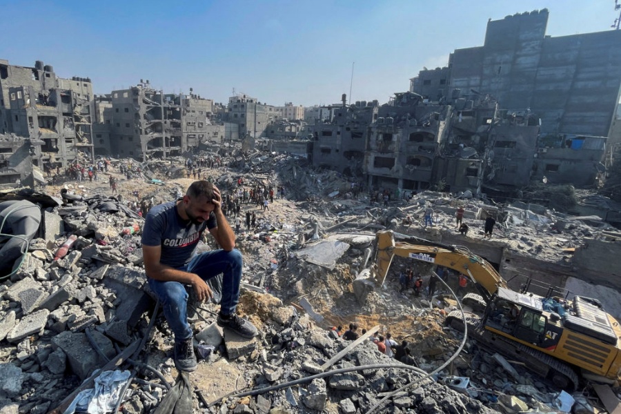 इजरायल–हमास युद्धको १ महिनाः दशौँ हजार प्यालेस्टिनीको मृत्यु, झन् आक्रामक बन्दै इजरायल