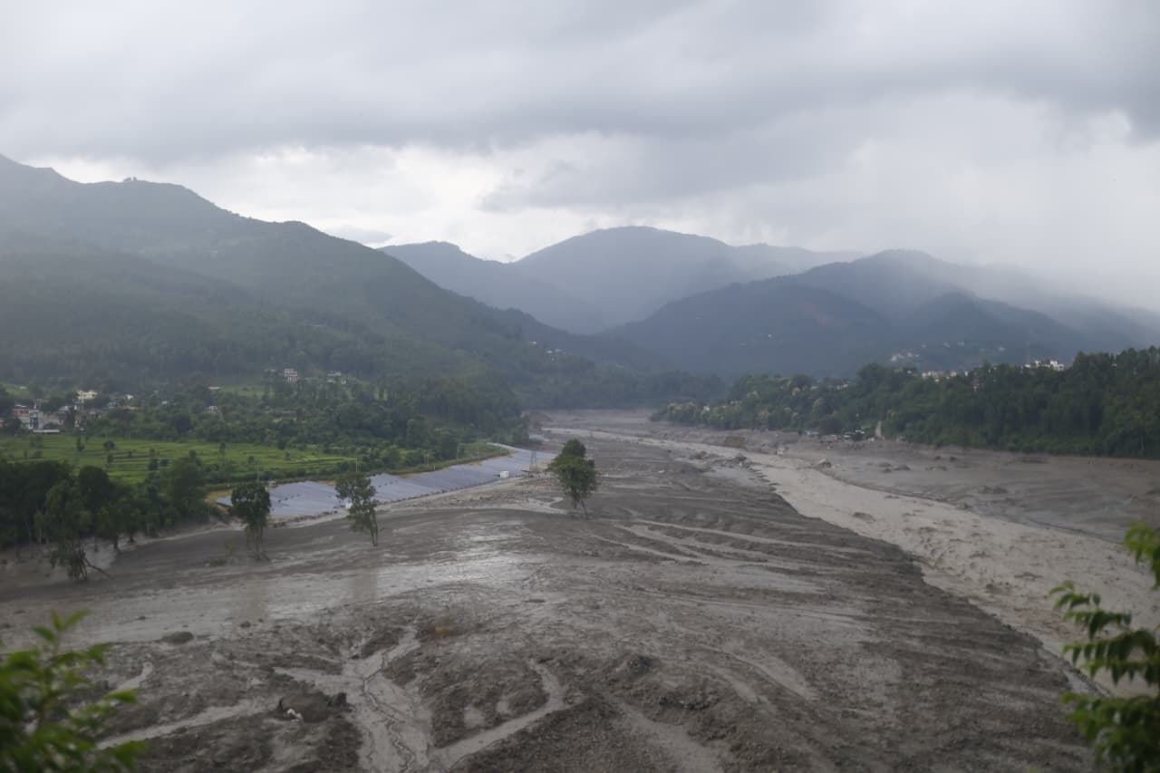 भोटेकोशी बाढीमा मृत्यु हुनेको संख्या ३८९ पुग्यो, ९७७ सम्पर्कविहीन