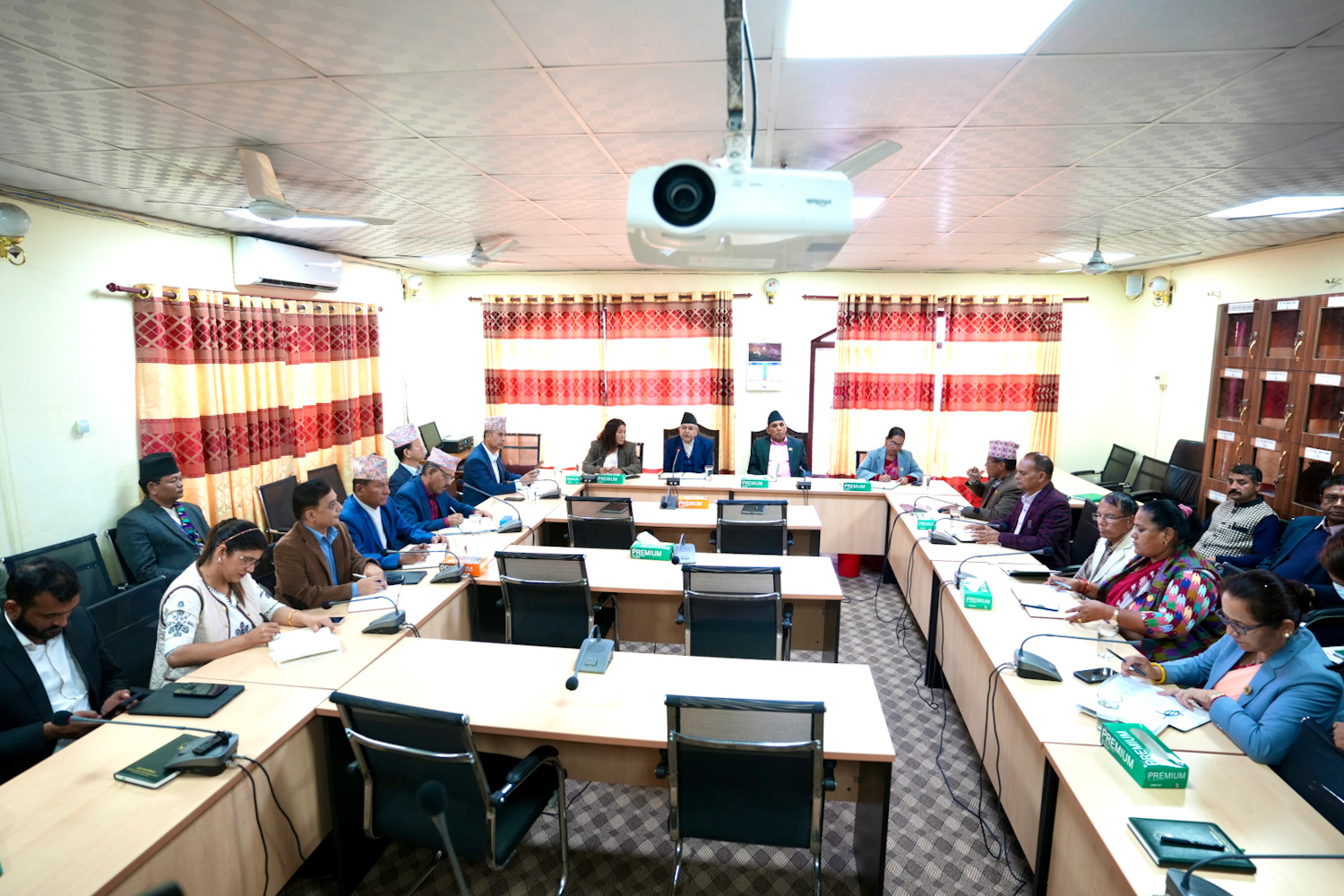 सभामुखहरूको बैठक: प्रदेश कानूनका व्यवस्था केन्द्र सरकारले हटाउन नहुने निष्कर्ष