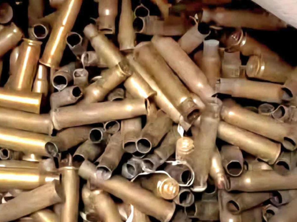 नेपालगन्जमा २ हजारभन्दा बढी गोलीका खोकासहित २ जना पक्राउ