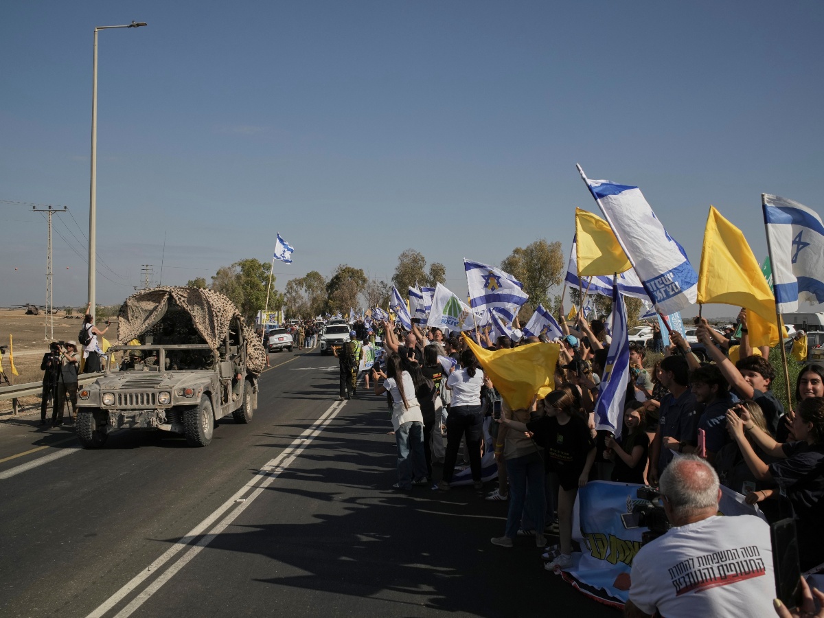 दुई वर्षपछि गाजाबाट हमासले रिहा गर्‍यो २० जीवित बन्धक
