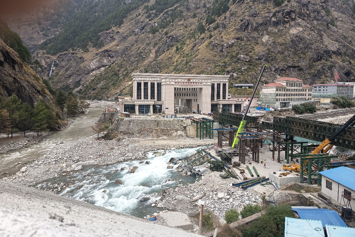 केरुङ नाका ५ महिनादेखि बन्द, चीनबाट सामान आयतमा समस्या