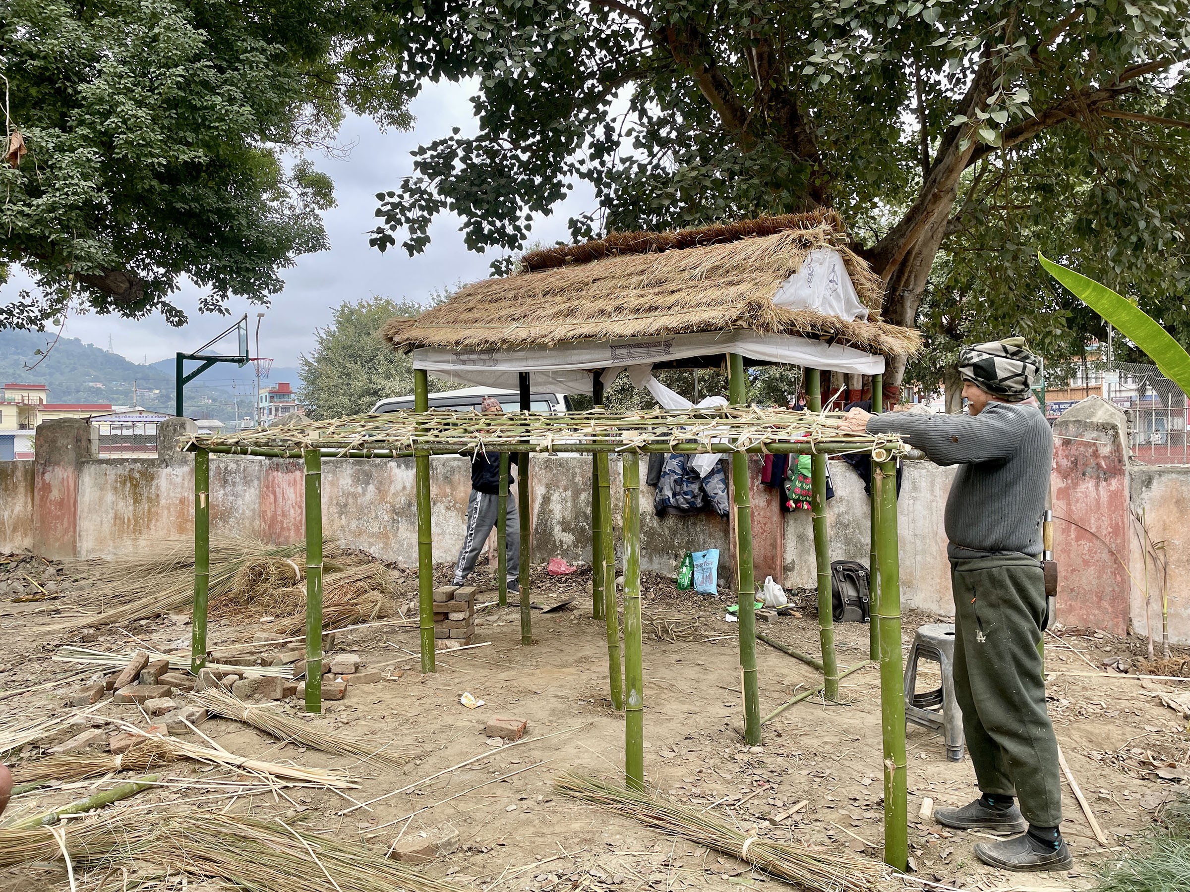 दमौलीमा जनजाति महोत्सवः ३ जातिका पहिचान झल्किने घर निर्माण