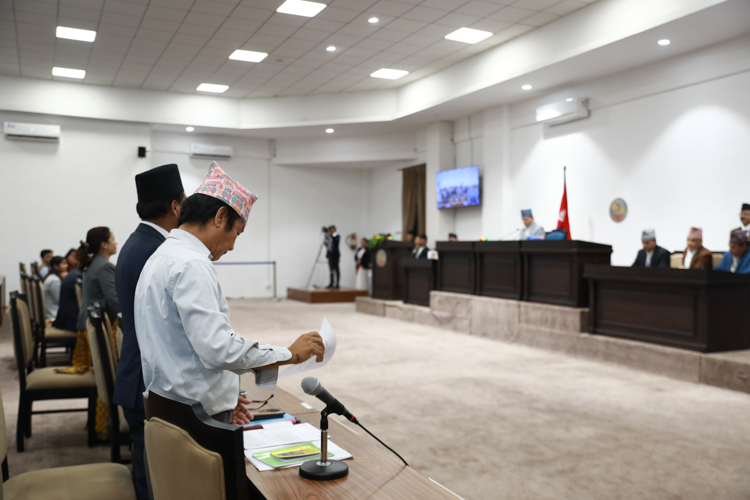 नियमित कार्यसूचीमा प्रवेश नगरी प्रतिनिधिसभा बैठक स्थगित
