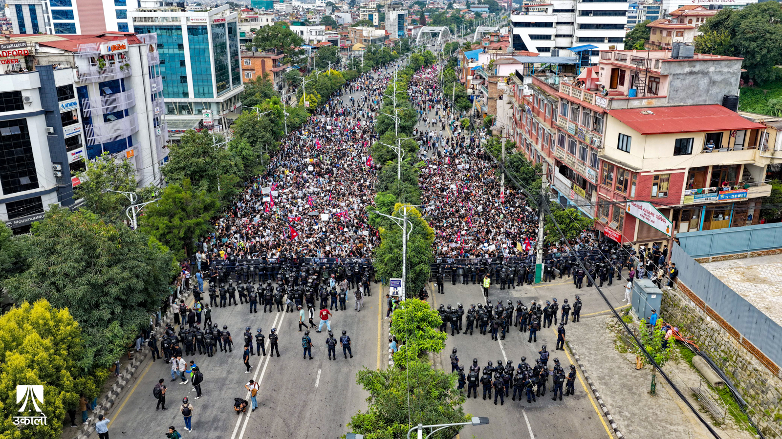 प्रदर्शनका कारण विद्यार्थीलाई घर पुग्न हम्मेहम्मे
