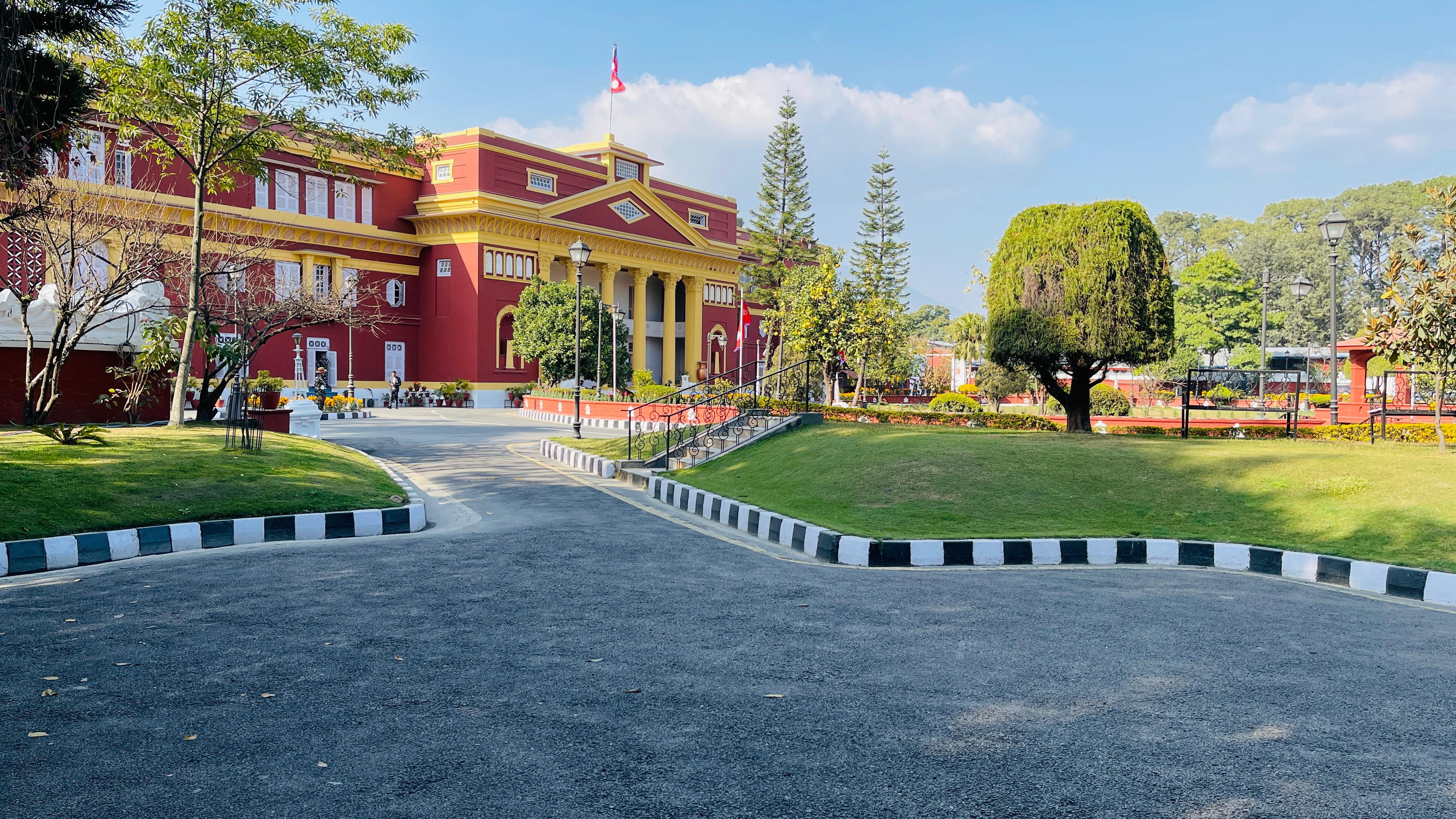 राष्ट्रपति पौडेलको आह्वानमा सर्वदलीय बैठक, प्रमुख दलका नेता सहभागी