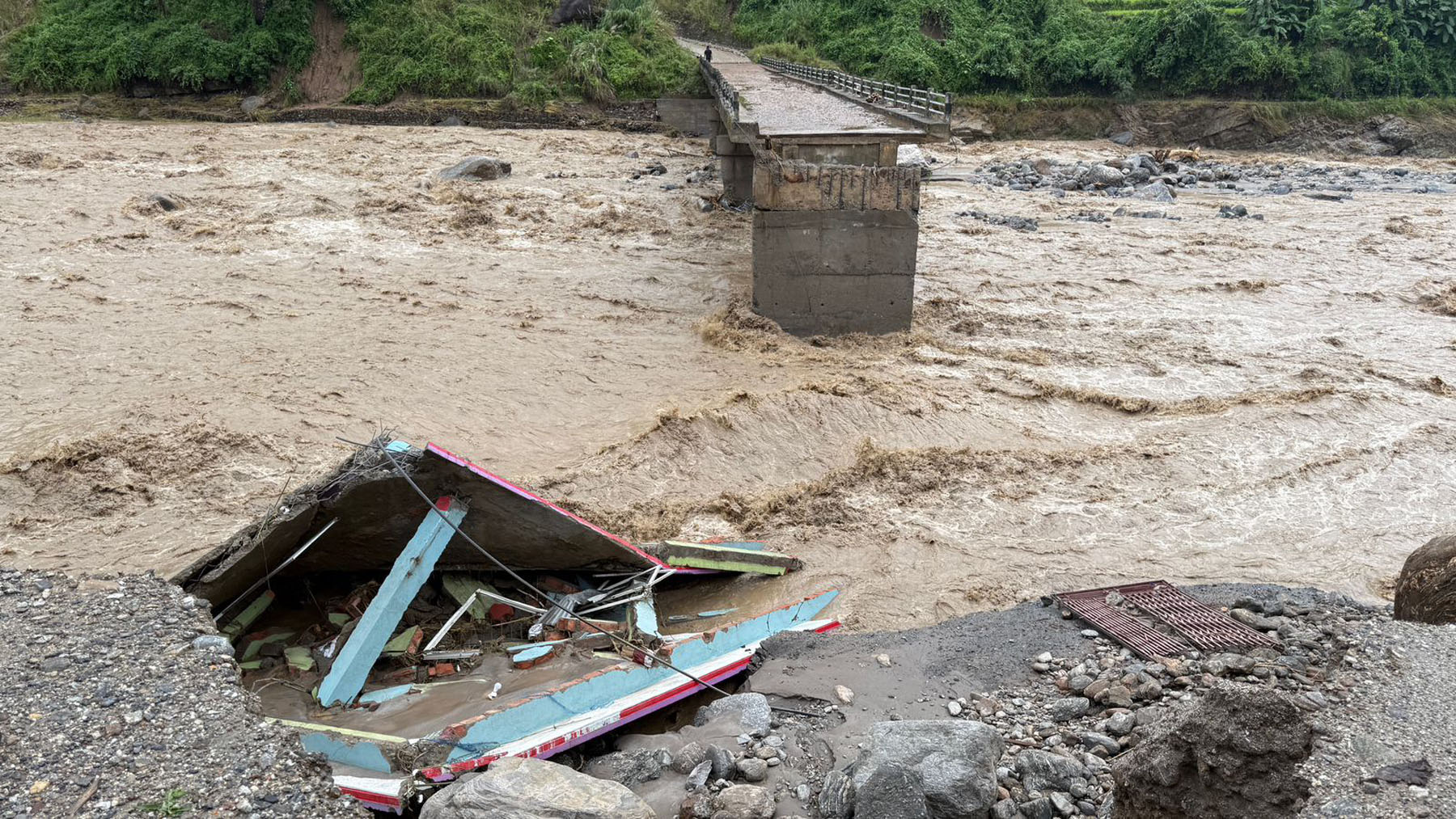 अधिक मानवीय क्षति भएको इलाममा ३२२ मिलिमिटर वर्षा