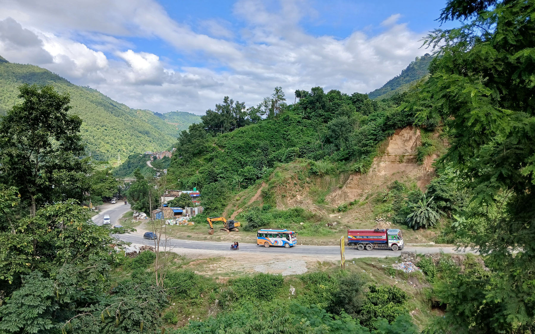 नारायणगढ–मुग्लिन सडक र पृथ्वी राजमार्गमा चल्न थाले गाडी