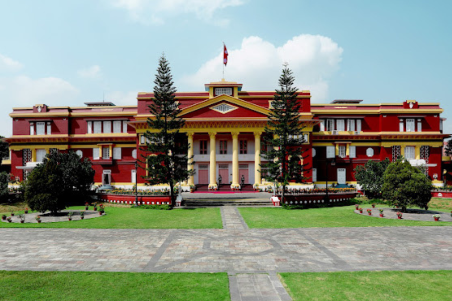 सांसदको शपथ नभई प्रधानमन्त्री नियुक्त गर्न मिल्छ?