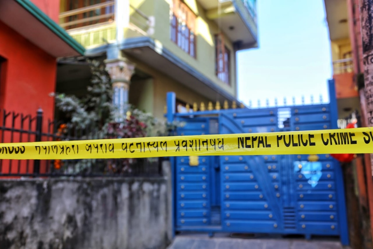 हुलाक कार्यालय खोटाङका निमित्त प्रमुख आचार्य छोरासँगै मृत फेला