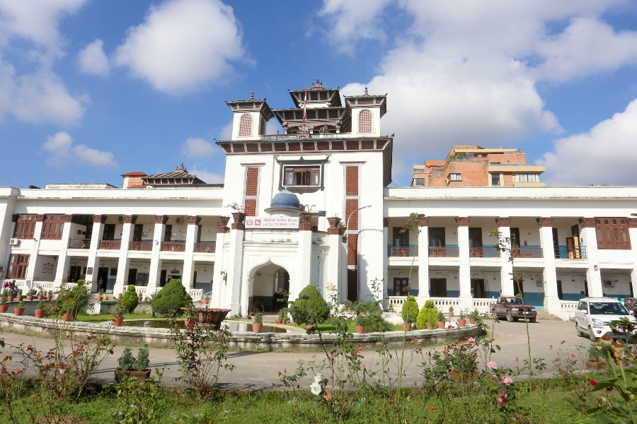 उम्मेदवारको योग्यतासम्बन्धी प्रावधान पालना गर्न निर्वाचन आयोगको निर्देशन