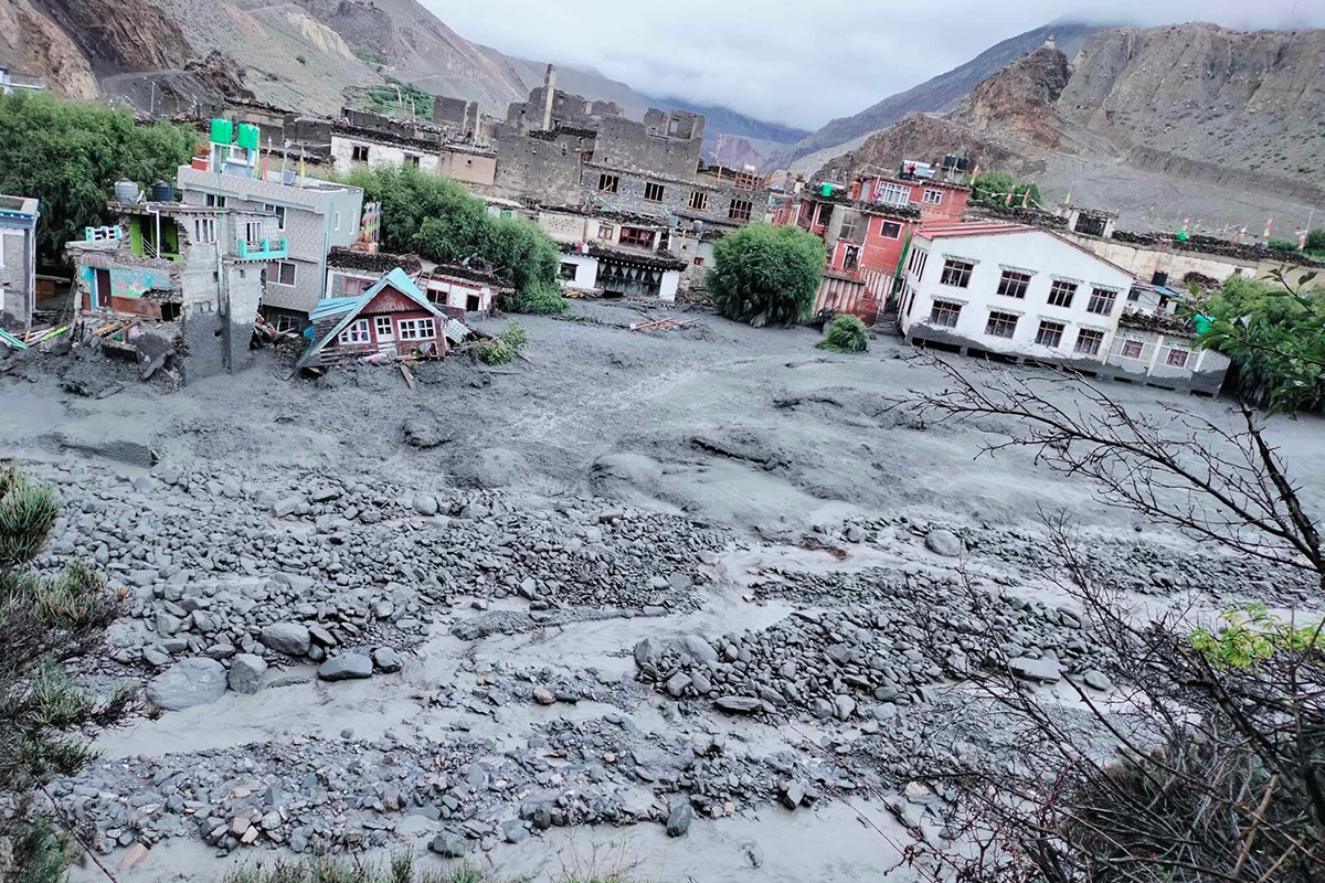 किन दोहोरिँदैछन् मुस्ताङमा बाढी र क्षतिका घटना ?