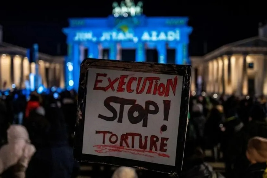 इरानमा फाँसीको सजाय बढ्दै, सरकार ‘किलिङ मेसिन’ बनिरहेको आरोप