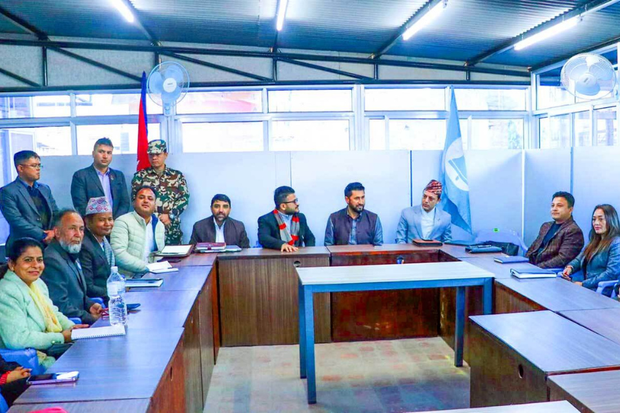 सरकारमा जानेबारे रास्वपामा दुई धार, प्रमुख निशाना आउँदो आमनिर्वाचन