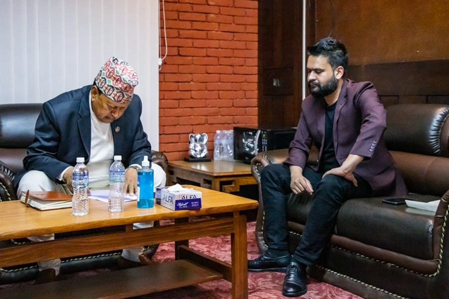 बालेनले स्वास्थ्यमन्त्रीलाई बुझाए छुट नदिने ६८ अस्पतालको सूची, ७ दिनभित्र कारबाही गर्न माग