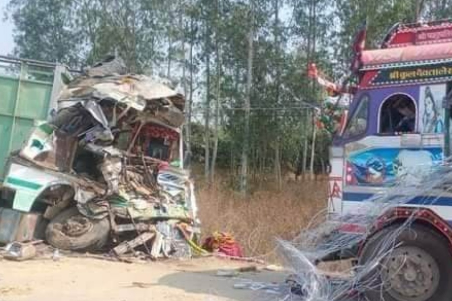 धनुषामा ट्रक दुर्घटना हुँदा ३ जनाको मृत्यु