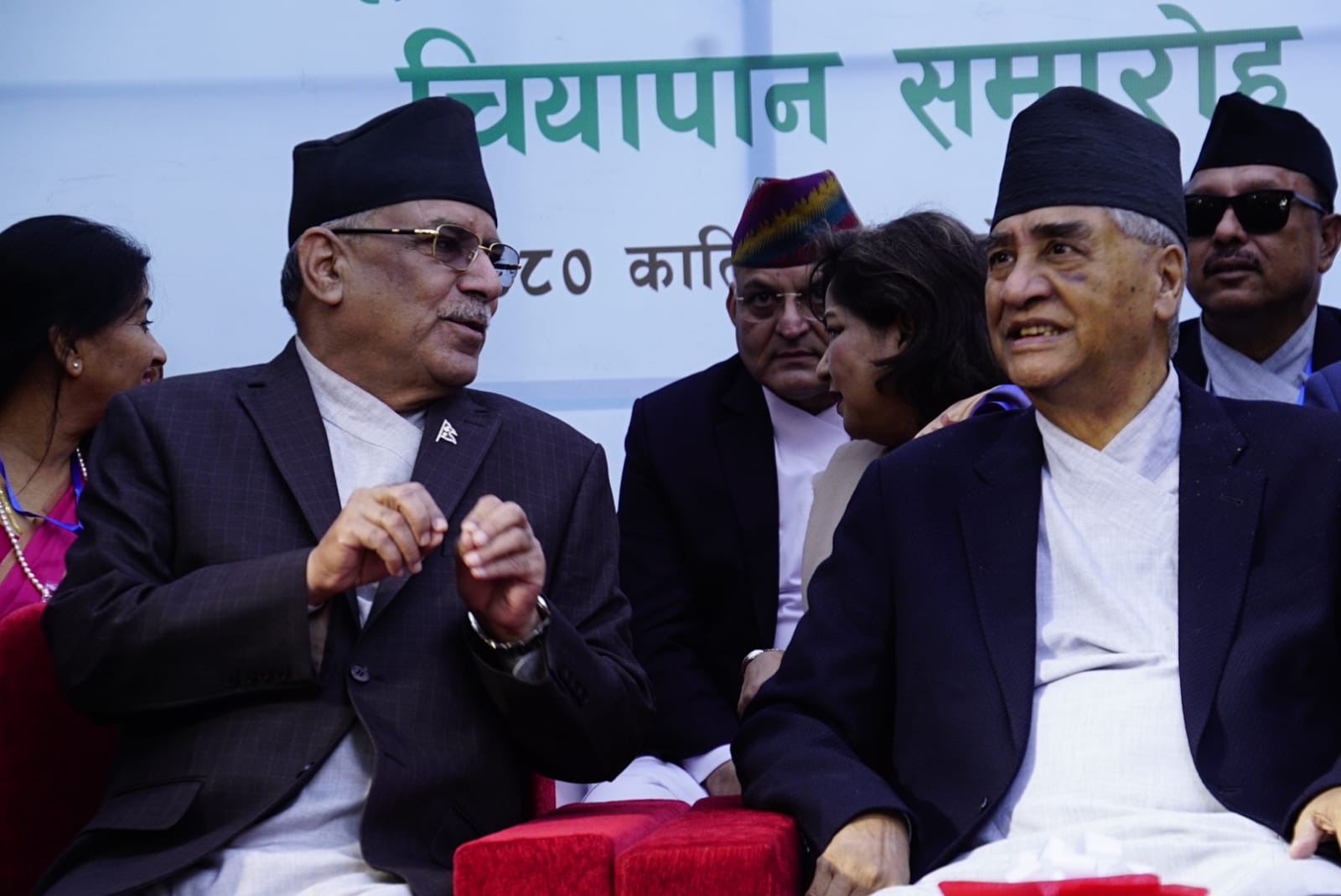 दलहरूमाथि प्रश्न उठाउनेलाई मिलेर गतिलो जवाफ दिन्छौँ : प्रधानमन्त्री