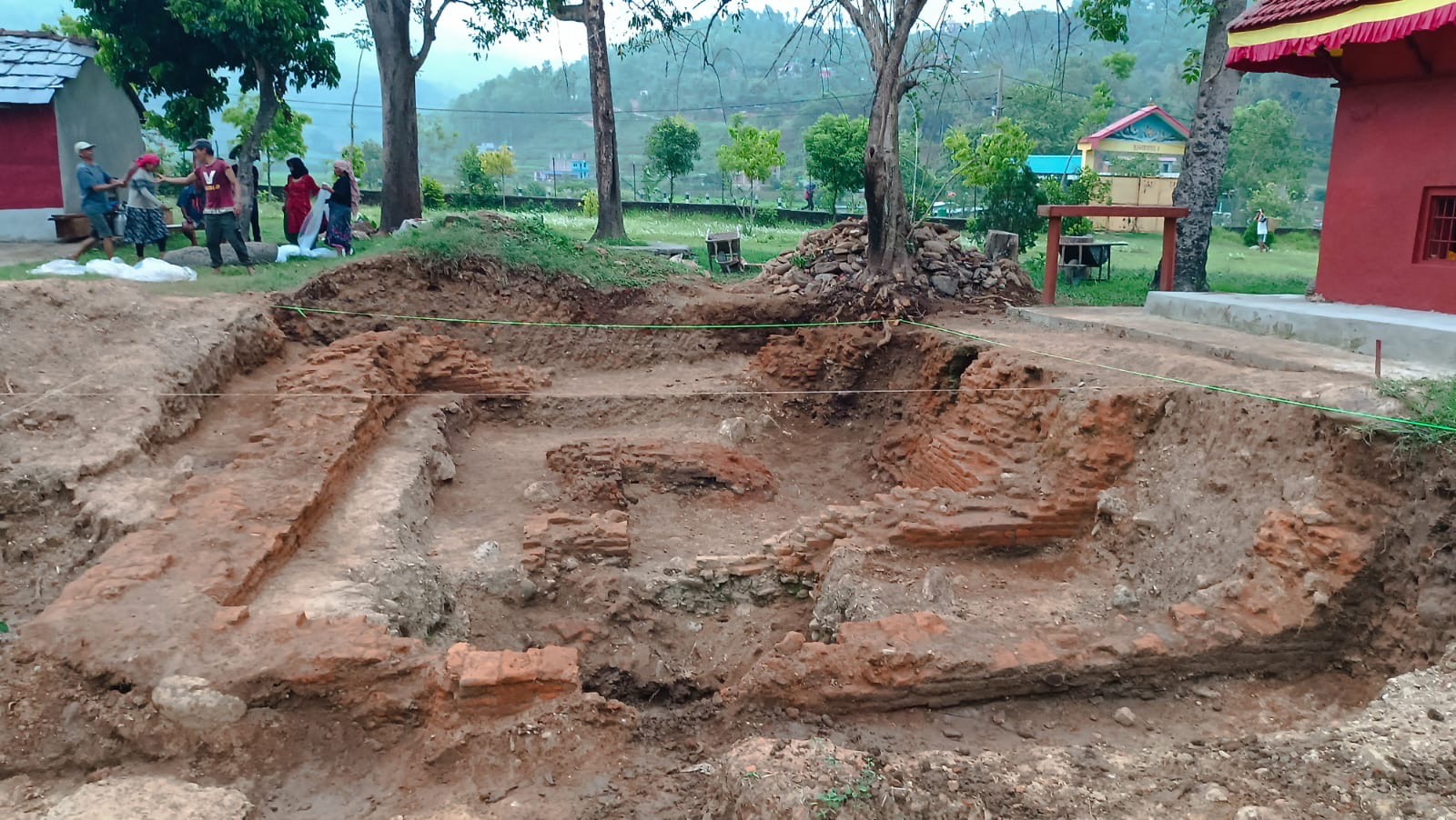 छेपेटारमा भेटिएको भग्नावशेष सत्रौँ शताब्दीको हुन सक्ने पुरातत्त्वको अनुमान