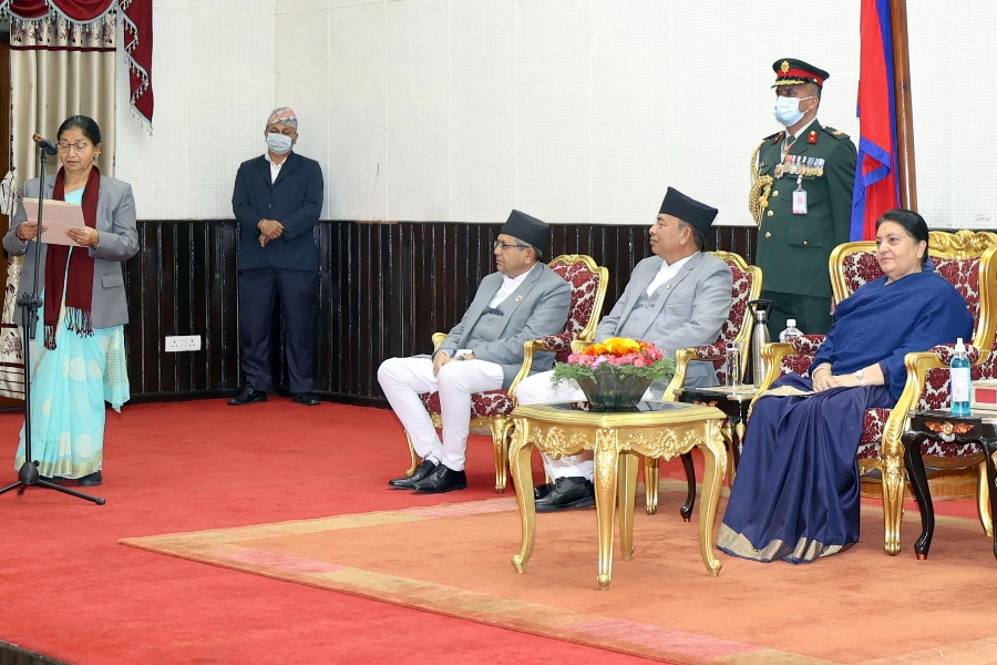 राष्ट्रियसभा उपाध्यक्ष उर्मिला अर्यालले लिइन् शपथ