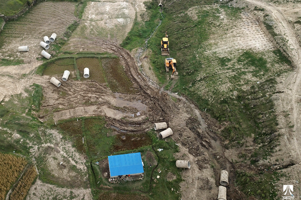 गोदावरीको फन्टेखोला प्लटिङ प्रकरण : छानबिनबाट पन्छिँदै नगरपालिका, गुनासो गर्ने स्थानीयलाई हप्कीदप्की