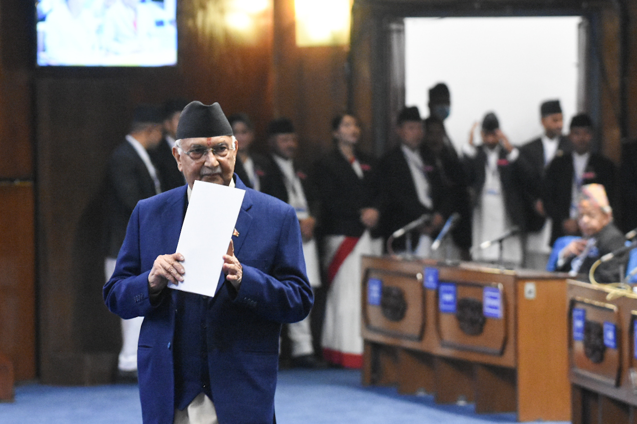 कुलमानका विषयमा ५ दिन संसद् अवरोधपछि प्रधानमन्त्रीको जवाफ २ मिनेट