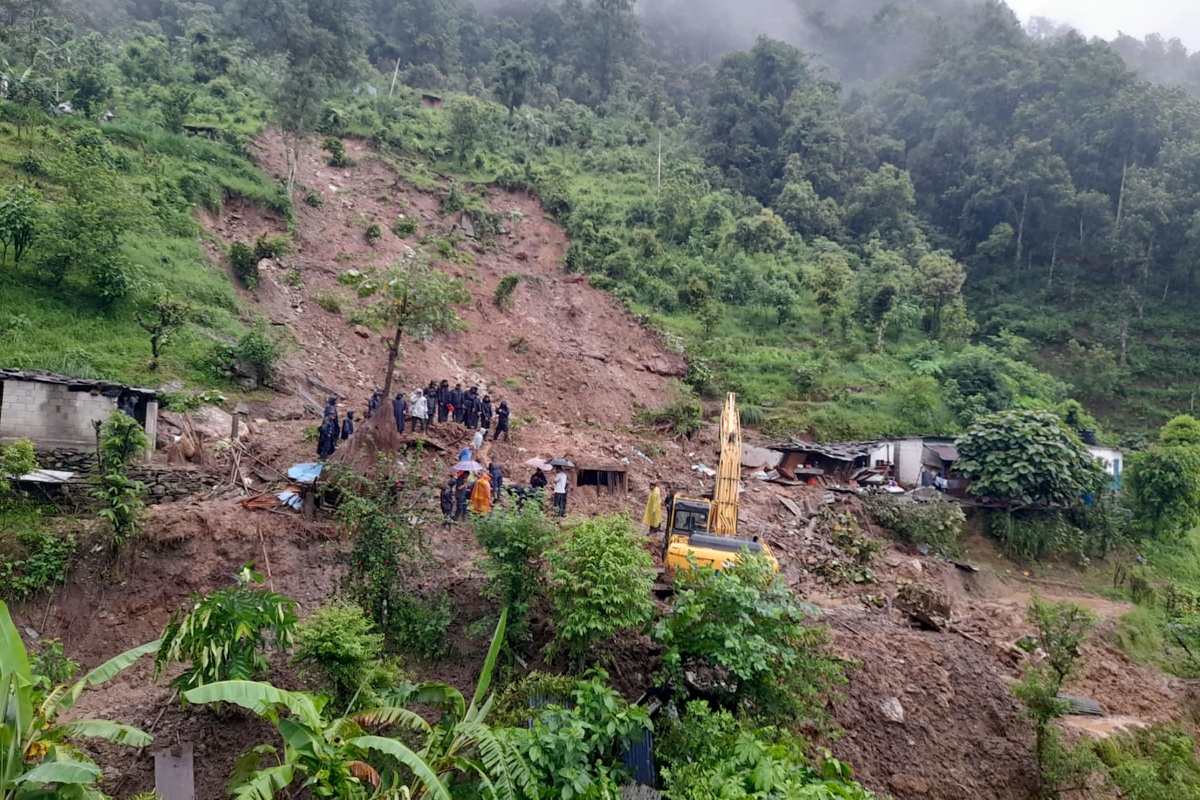 जेठ २८ गतेयता बाढीपहिरोमा परी ज्यान गुमाउनेको संख्या १२५ पुग्यो