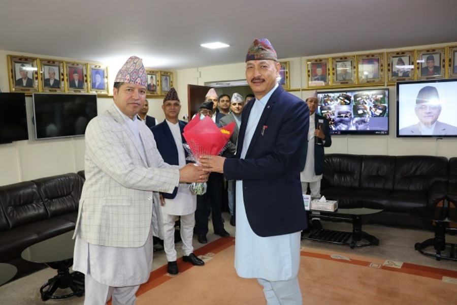 सर्वोच्च अदालतको नेतृत्व वरिष्ठतम न्यायाधीश श्रेष्ठलाई