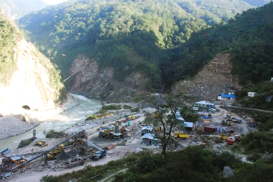 अरुण तेस्रो प्रवेश मार्गमा आन्दोलन गर्न सर्वोच्च अदालतको रोक