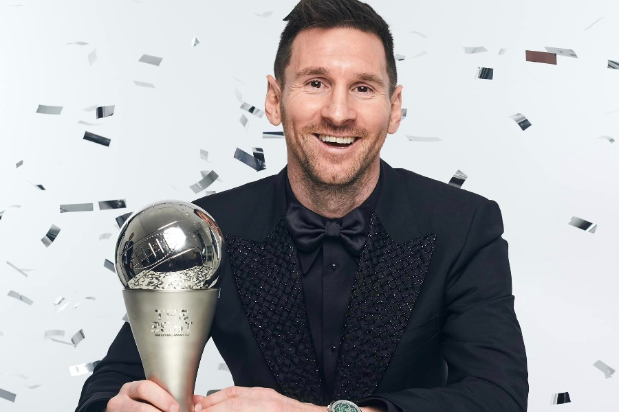 मेस्सीले जिते फिफा वर्ष खेलाडीको उपाधि