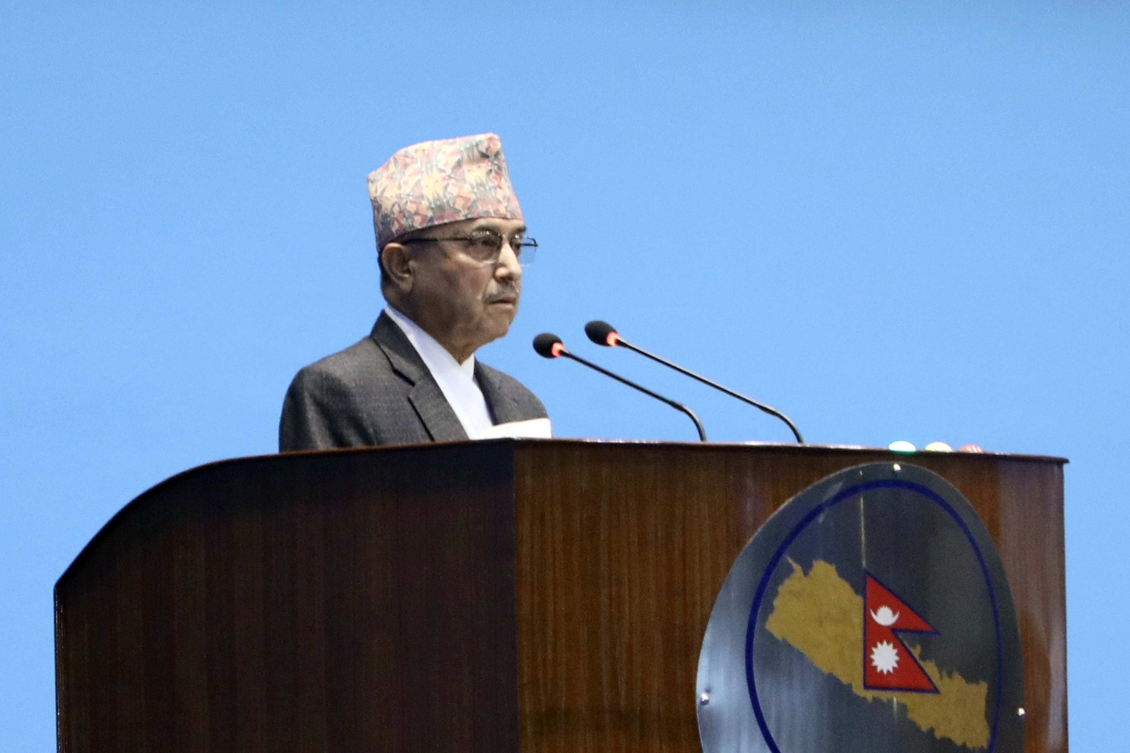 संसद्‍मा रक्षामन्त्रीको जवाफ- सेनाको संख्या कटौती गर्न हुँदैन